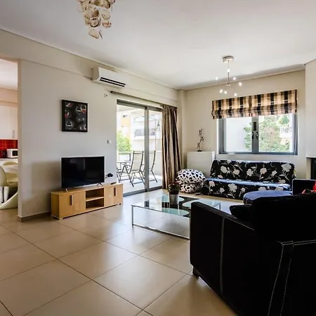 Kalamata's Spacious Getaway-taygetos Amazing View *