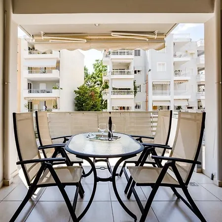 Kalamata's Spacious Getaway-taygetos Amazing View Сasa de vacaciones Kalamata