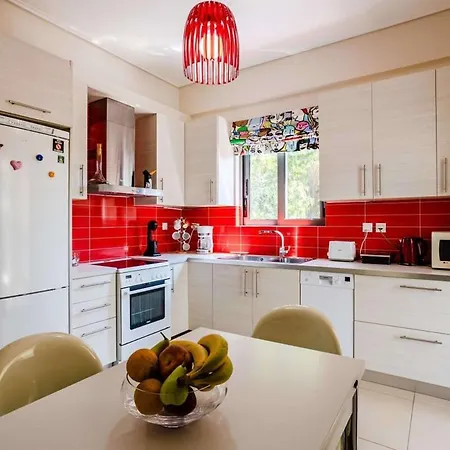 Kalamata's Spacious Getaway-taygetos Amazing View * Kalamata