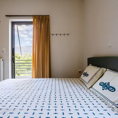 Сasa de vacaciones Kalamata's Spacious Getaway-taygetos Amazing View *