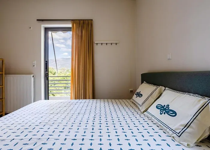 Casa de Férias Kalamata's Spacious Getaway-taygetos Amazing View *