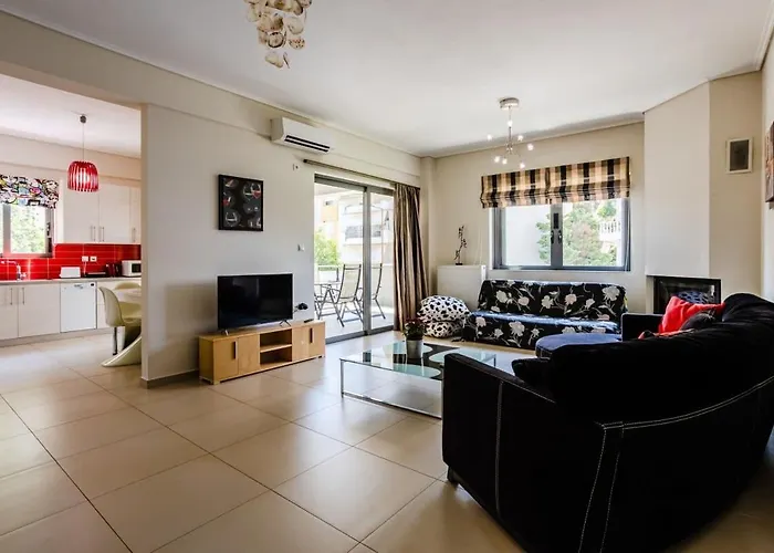 Kalamata's Spacious Getaway-taygetos Amazing View *