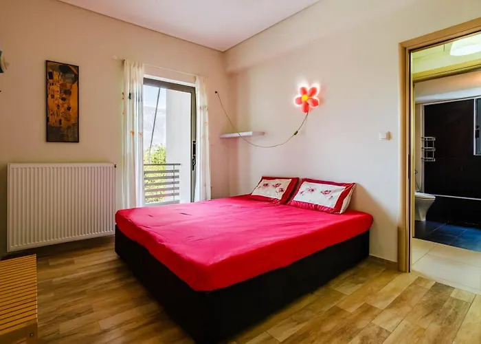 Kalamata's Spacious Getaway-taygetos Amazing View Calamata